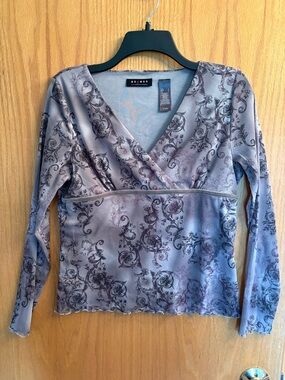 Axcess Gray Floral-Print Wrap Long-Sleeve Top Sz L